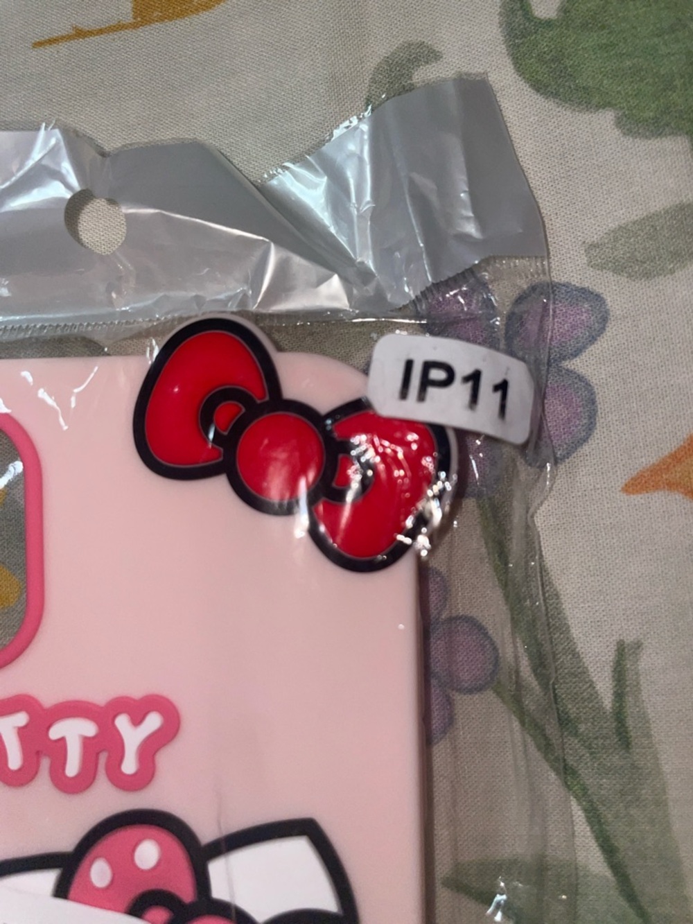 Pink Kitty iPhone Case with Heart - Picture 7 of 8